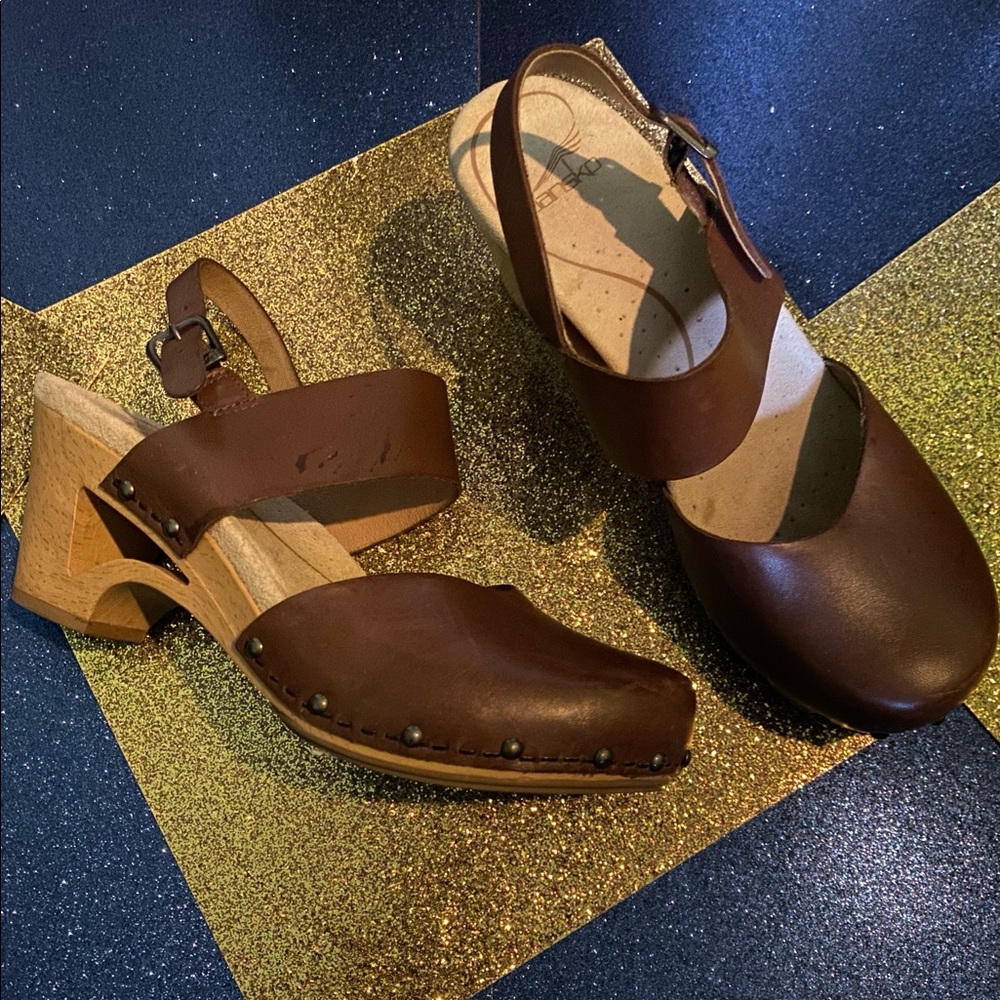 SOLD DANSKO VTG UNIQUE MARY JANE Clogs GORG - Picture 1 of 8
